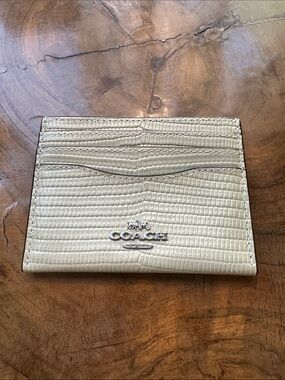 Coach Metallic Light Green Lizard-Embossed Card Holder